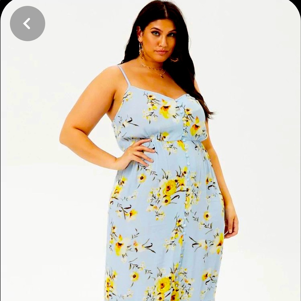 Plus Size Floral Print - Maxi Dress